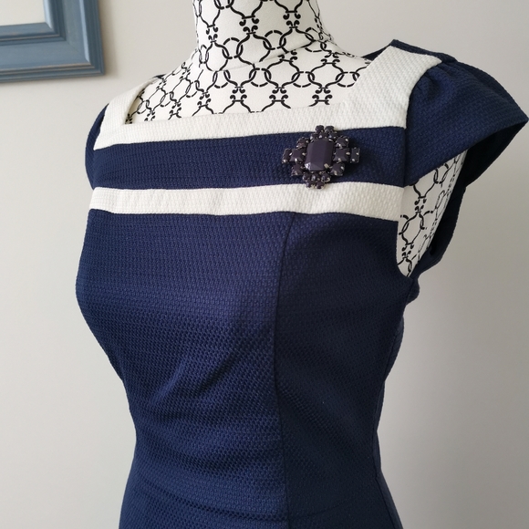 Review Dresses & Skirts - ✨Host Pick✨Review dress blue & white